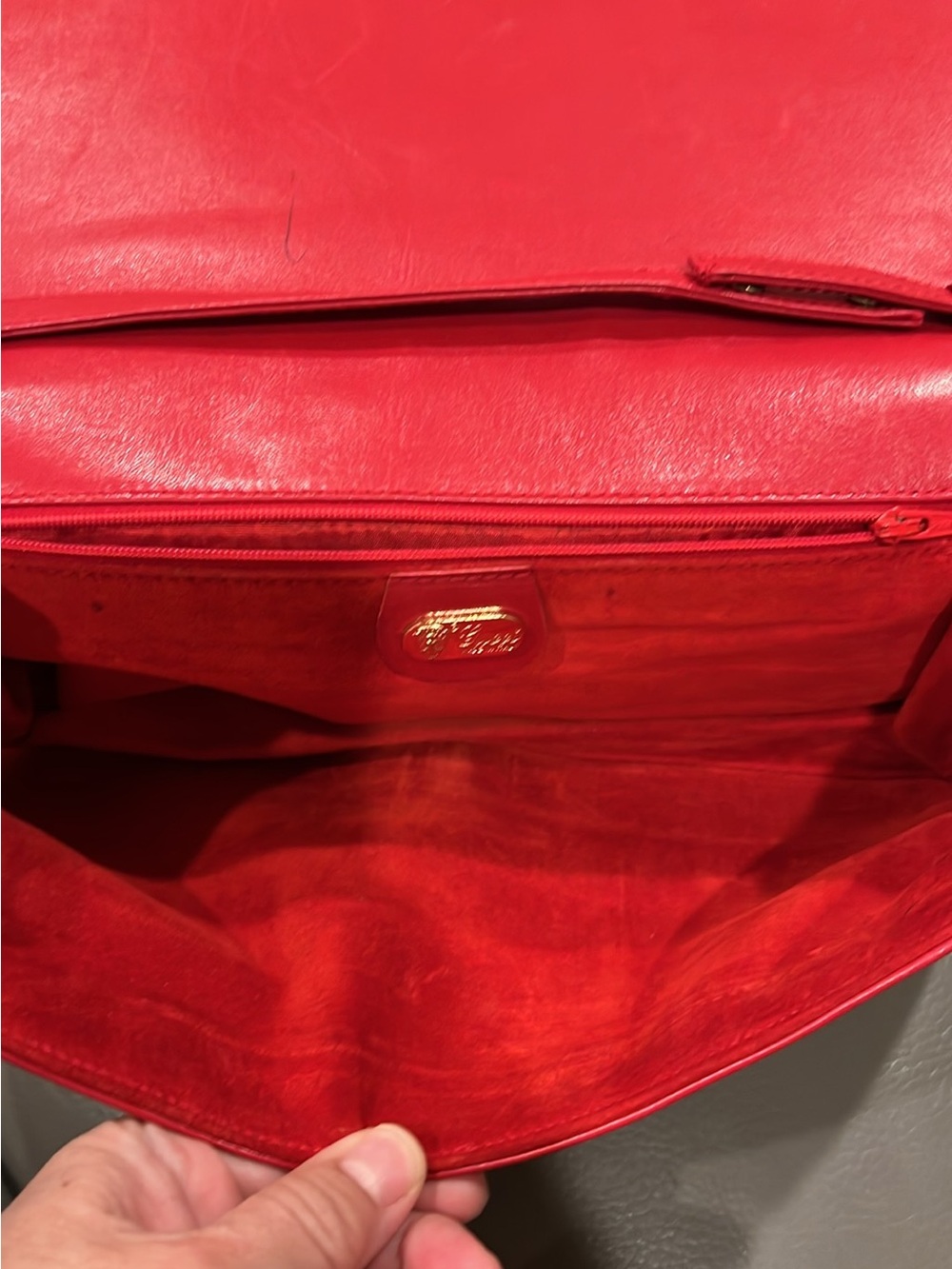 Gucci vintage Red Women’s Shoulder Bag EUC - Picture 13 of 16